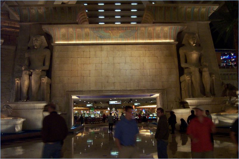 Luxor Inside